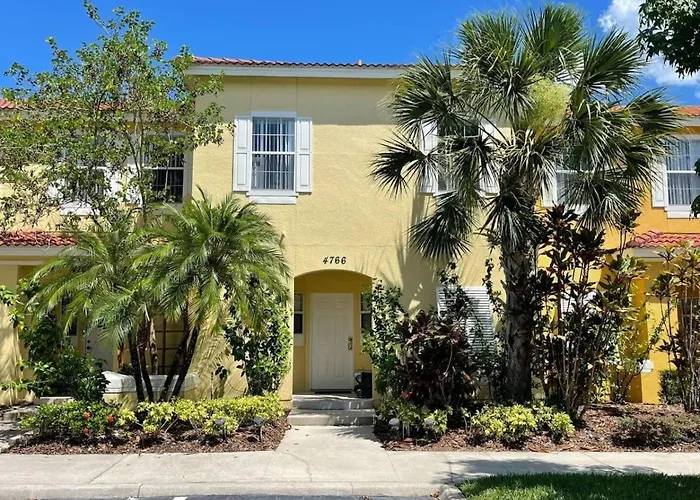 3 Bedroom 3 Bathroom Terra Verde 4766