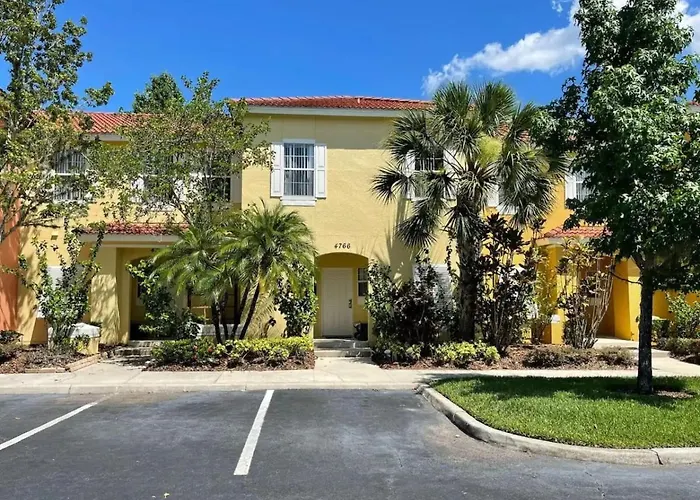 3 Bedroom 3 Bathroom Terra Verde 4766