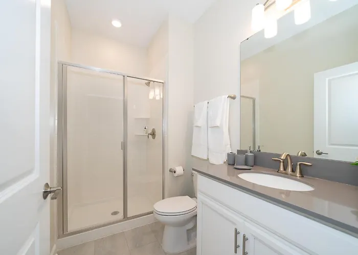 4830Fa Townhouse 4 Beds & 3 Baths With Private Pool