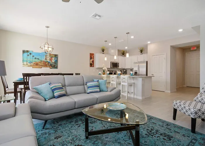 Four Bedroom W/ Gameroom 5152A